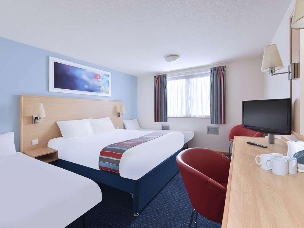 Travelodge Nuneaton Bedworth Pokój zdjęcie